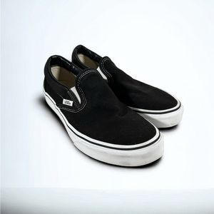 Men’s Vans classic slip on size 6